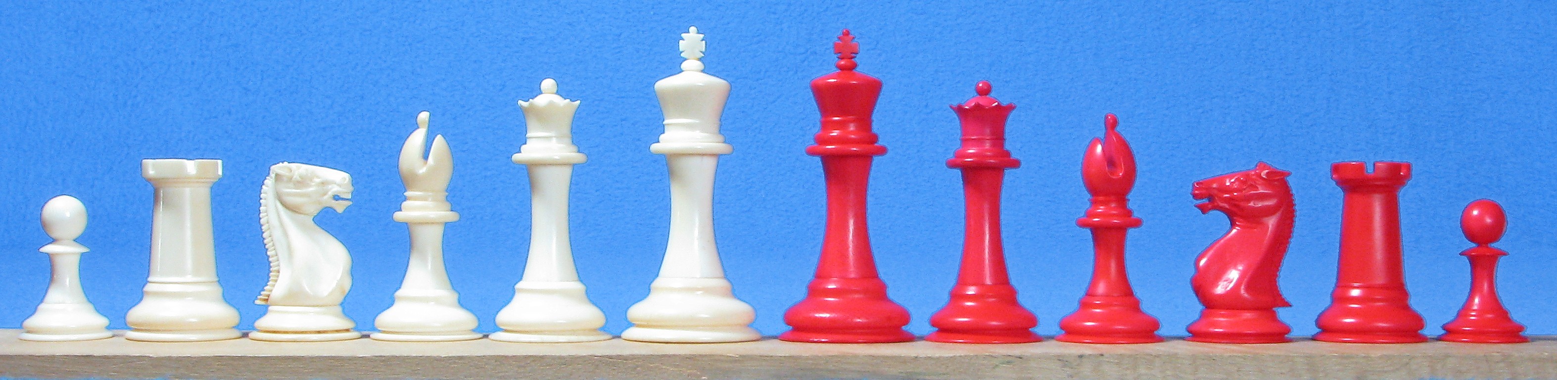 The 1820 Thomas Lund English Chess Pieces - The Camaratta