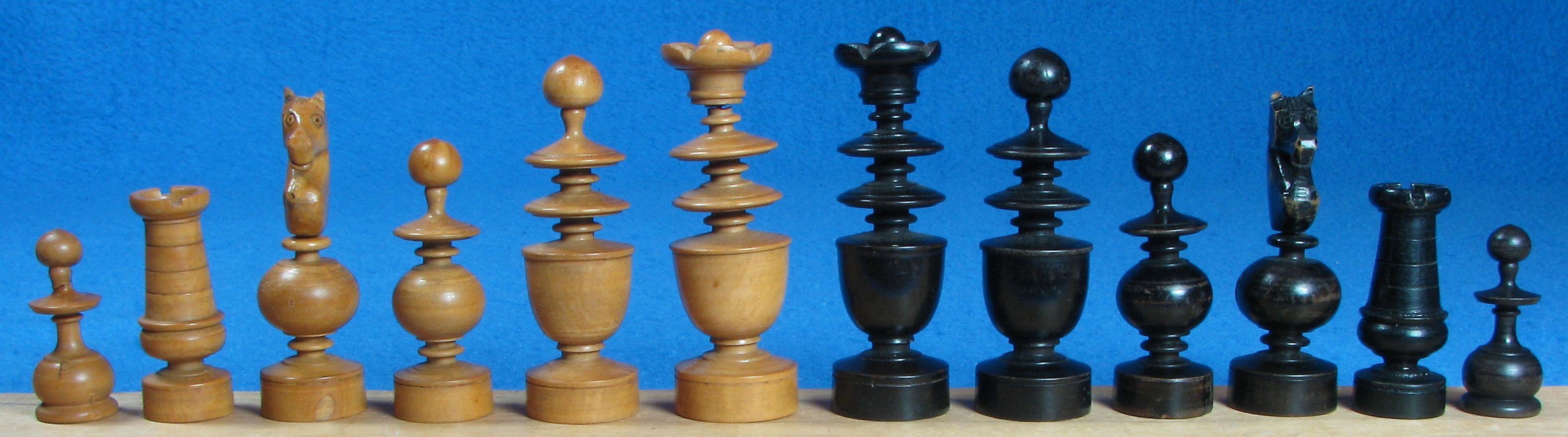 4.6″ Antique Pre-Staunton English Chess Pieces Only set -Camel